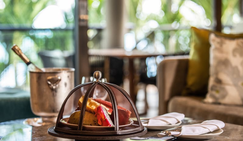 Royal Palm Hires 6838